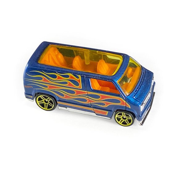 Hot Wheels CUSTOM '77 DODGE VAN - 2017 Mattel Toy Car - Picture 2 of 6